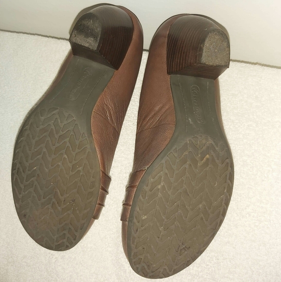 Brown leather office heels - Picture 3 of 5